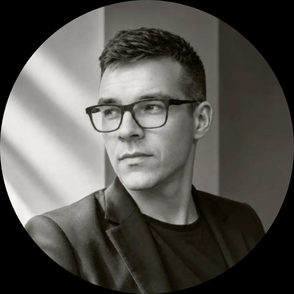Adam Makar